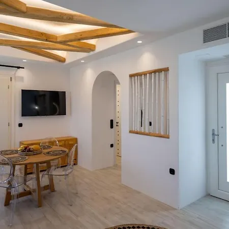 Апартаменты Gallantry Galanado